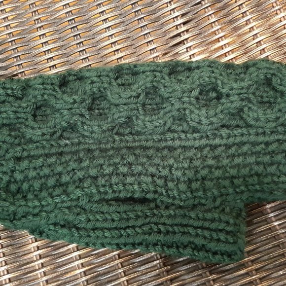 Mini M "The Original" CableKnit Cat/Dog Sweater - Picture 10 of 12